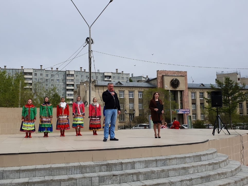 Андрей Гурулев поздравил жителей КСК с Днём города Читы